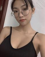 反差女神，淫荡妹妹忘了锁门做哥哥让她长教训2