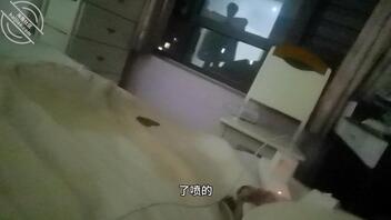 把床都喷湿看你怎么睡！教训贪杯的弟弟1