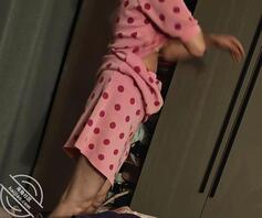 偷拍回族媳妇（五十二）之休息换衣20