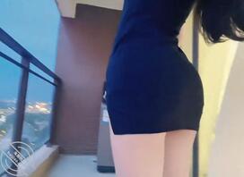 想不想打我的翘臀？1