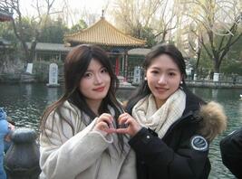 最美的婊子姐妹