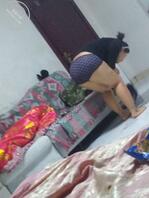 偷拍大姨王华喜欢的意淫1