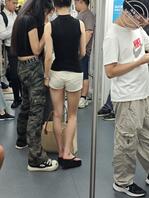 短裤小屁屁的小姐姐2