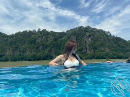 顶到飞起,远房表姐的爱!海友们你们爱了吗!爱了打赏点谢谢0