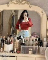 当伴娘被嫌大，照镜子一看，好几个人加一起都不如自己的2