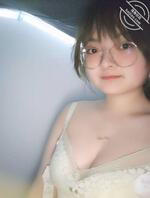 白白嫩嫩的大奶子