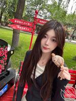 有没有认喜欢这种高三的美术生，欠操，口活应该很好0