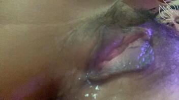 和妈妈的乱伦做爱0