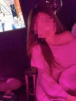 兄弟们，姐姐生日要到了，买什么礼物比较好0