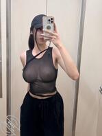 身材很棒的小骚货投稿