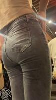 小美女的紧身牛仔裤1