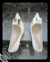 过年玩的金店小少妇小雪的极品高跟黑白两双-白高2