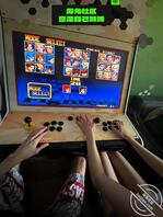 【真实原创36】度假村白天玩的开心,晚上出来游泳,妹妹更加兴奋1