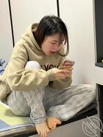 偷拍自己亲姐姐 我很想要大家骂我的姐姐 求求大家了 今天拿下了 绝对真实2