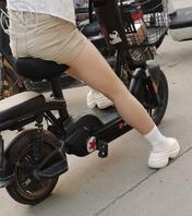 随手街上偷拍，没露点0