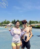 一次偶然的机会让我发现自己含辛茹苦养了十八年的宝贝女儿现在已经是只母狗？0