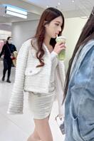 网红脸筷子腿小姐姐