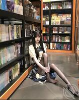 图书管的自拍2