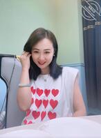 我好想和我小姨做爱啊，小姨离婚了，一个人带娃暂时住在我家1