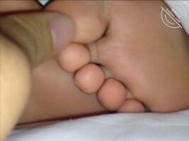 这个讲讲我的侄女,一家蛮骚的。另外问问有没有人有微型摄像头?1