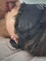 我老婆她以前做过妈咪，她说她自己没有做过