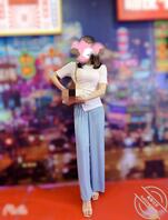 大家中秋快乐呀,今天和姐姐一起甜蜜过中秋0