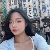 云南22岁刚毕业的学生妹,身材颜值皆是上品,最近刚撩的。0