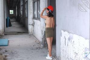 女老板工地露出0