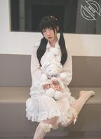 萝莉骚女 地铁露出0