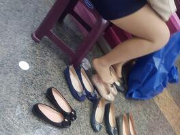 公司熟妇同事的肉丝腿2