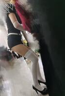 小漫展跟拍白丝coser美腿2