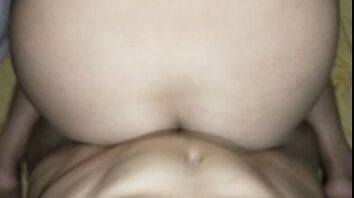 后入00后小美女