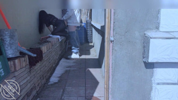 【原创视频】3.带着老婆露天大院做爱，又在灶台上高潮，又刺激又怕被发现2