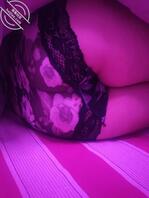 (原创)老爸不在家,想上淫荡妈妈【3】妈妈真的也太骚了淫水流我满脸都是。0