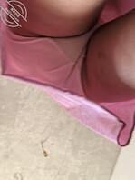 【偷拍邻居家的嫂子】