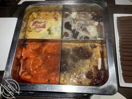 结伴出游,表姐手机竟藏着这种照片(二)1