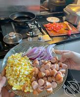 【原创】姐姐在打扫卫生,姐夫在卧室打王者,忍不住强上了姐姐,还惊动了姐夫1