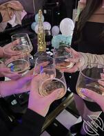 7 童颜巨乳!带妹妹出去玩派对把巨乳老妹儿灌多了!浑身通红被我按在床上干2