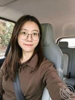 人前人后的反差骚母狗眼镜妹2