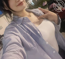 想舔婶婶的骚穴