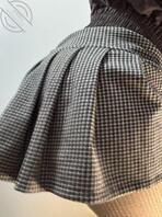 骚逼小母狗游乐场厕所内自拍，露胸扒逼自慰0