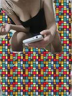 【原创6我有个漂亮的姐姐,我想日她】半夜发现姐姐看黄色,偷偷在卫生间自慰1