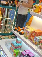 偷拍抓娃娃老板0