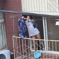 路过一个小区 偶尔发现发现的 这女的欲望应该挺强1