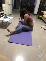 骚姨妈《21》,小姨竟然没有阴道高潮,但是很享受抽插的感觉。1