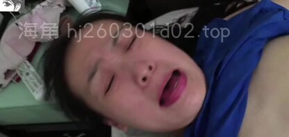 超极品的敏感熟女骚阿姨，大肉穴连续痉挛高潮，这表情这淫叫真让人受不了