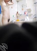 偷拍贫乳姐姐洗澡，欢迎大家来意淫姐姐2