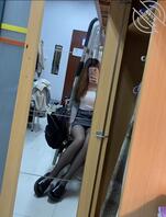 (求操)早上起来下边湿湿的 中午偷偷的用玩具止痒(可飞)2