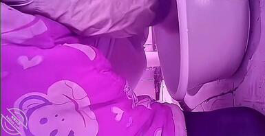 偷拍丈母娘洗逼逼1