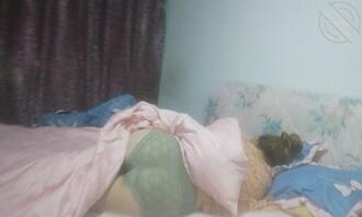 (原创)当我插入姐姐的身体抽插着,她停止了无谓的反抗。0